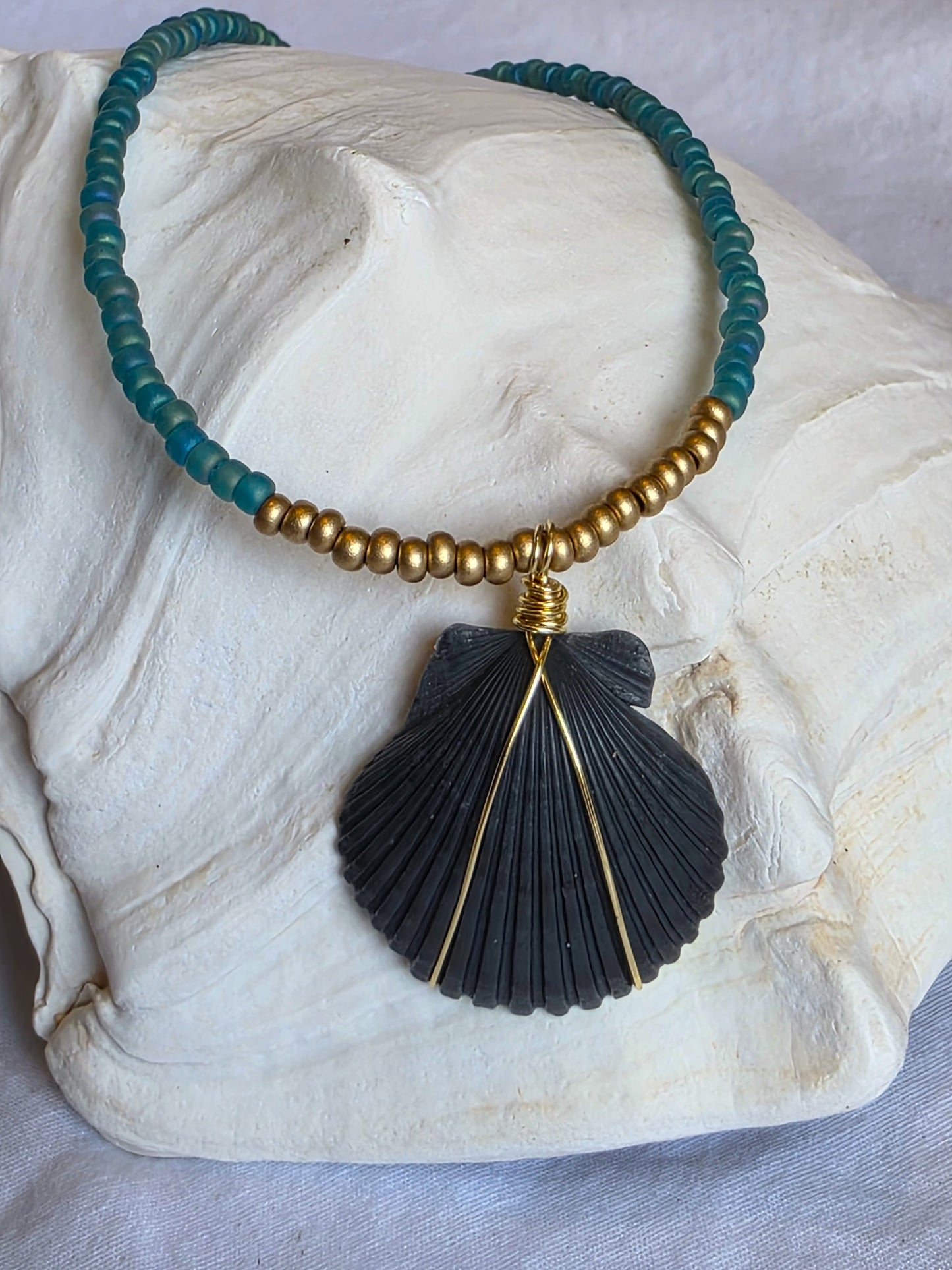The Cali--Iridescent Teal